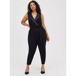 Torrid Women’s Black Sleeveless Tuxedo V Neck Jumpsuit NWT New Plus Size 30